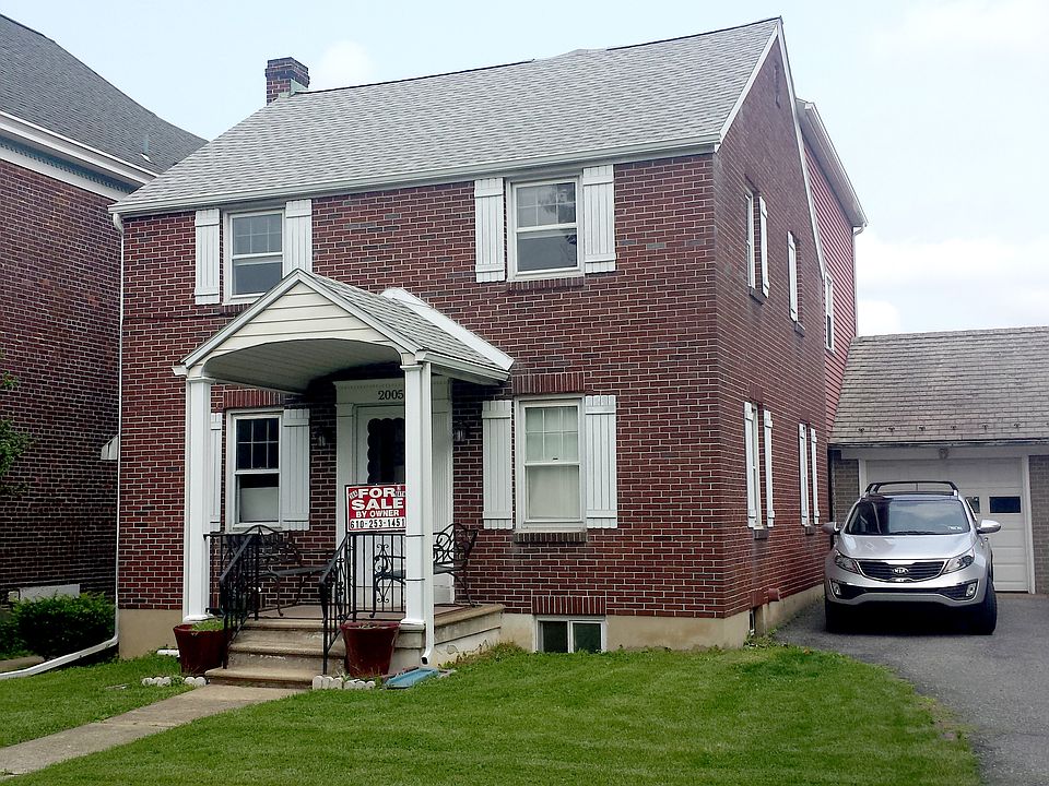 Front w/ garage