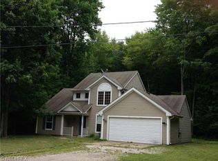 2095 S Park Ln, Roaming Shores, OH 44084