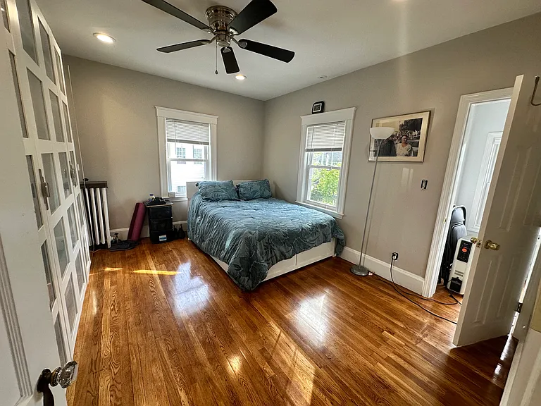 112 Warren St #LOWER LEVEL — Photo 6