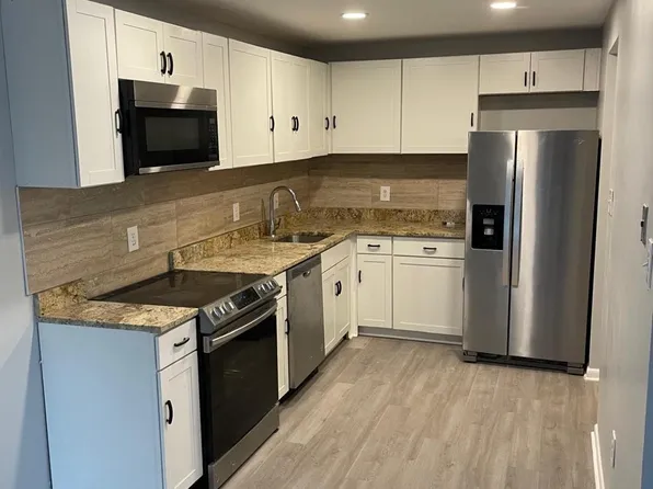 7553 Woodbine Dr, Laurel, MD 20707