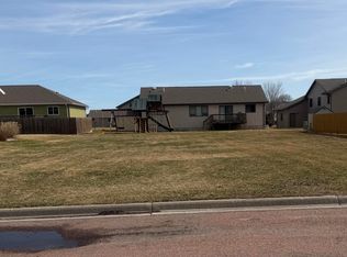 LOT 14 Charles St, Mitchell, SD 57301