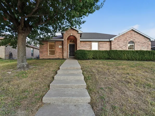 2120 Stonewood Dr, Lancaster, TX 75134