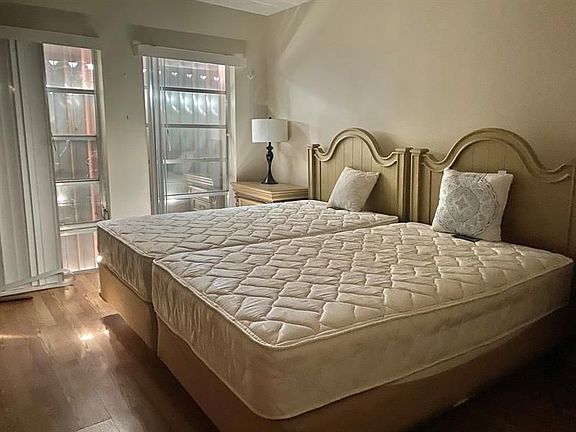 4th image of 8 Golfs Edge APT B