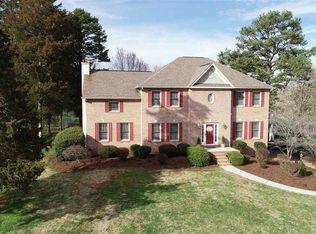 1044 Hazelwood Cir, Morristown, TN 37814