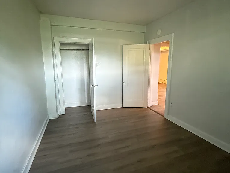 5851 Morrowfield Ave #15 — Photo 6