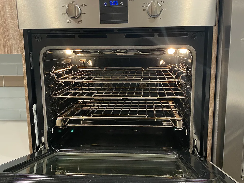 Oven