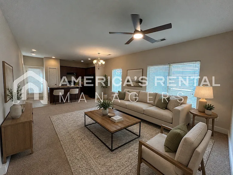 819 Kent Dr — Photo 11