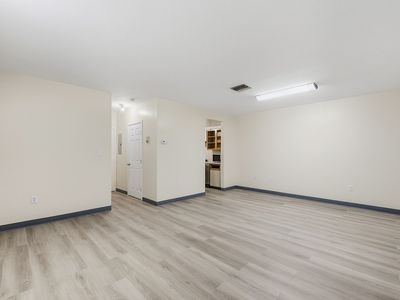 195 Thorndike St #4, Lowell, MA, 01852