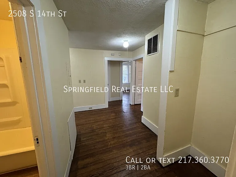 2508 S 14th St — Photo 5