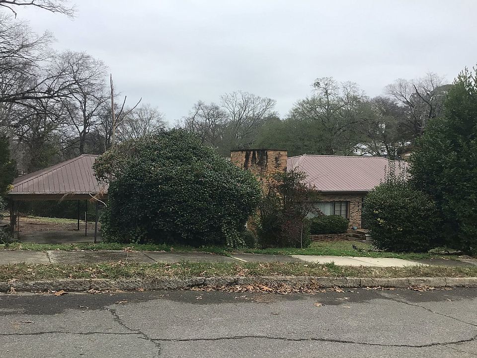 2nd image of 804 46th St