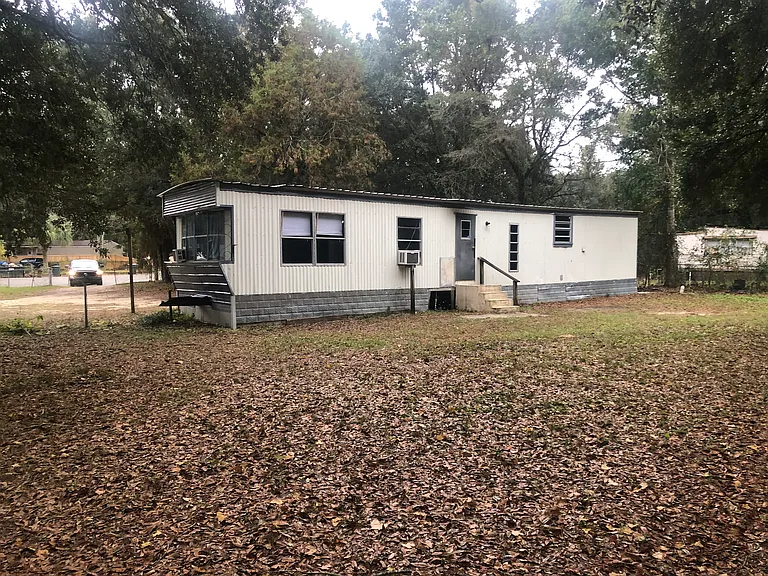 Currier Pl — Photo 5