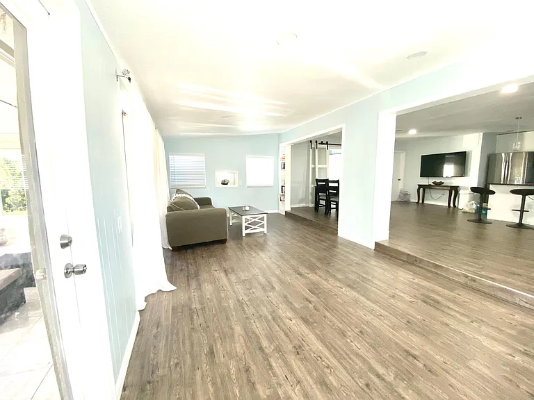 167 Godfrey Ave NE — Photo 9