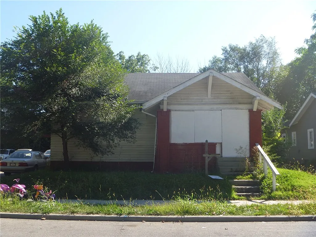 1539 N Olney St photo 1
