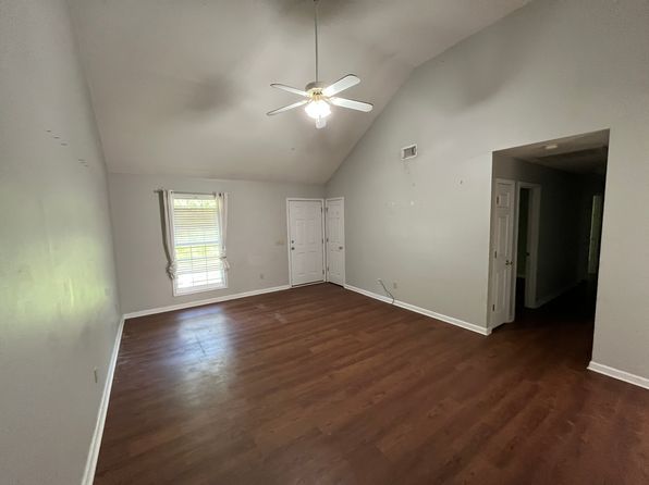 251 Langston Chapel Rd #B