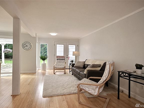 4th image of 5610 N Seaview St