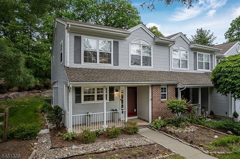 1st image of 12 Brookside Ln