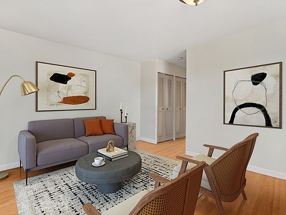 4th image of 8245 W Belmont Ave #3B