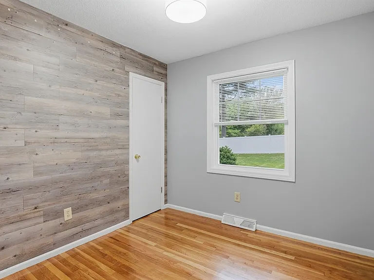 3 Hingham Rd #1 — Photo 27