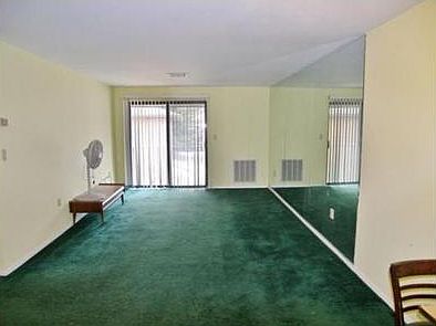 4th image of 11 Blackstone Dr #34