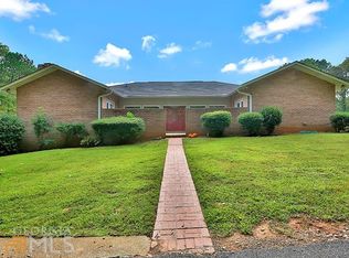 100 Chinaberry Ln, Lagrange, GA 30240