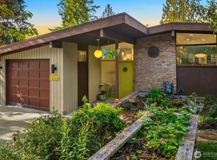 10559 41st Pl NE, Seattle, WA