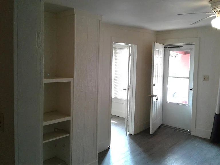 Living/Front