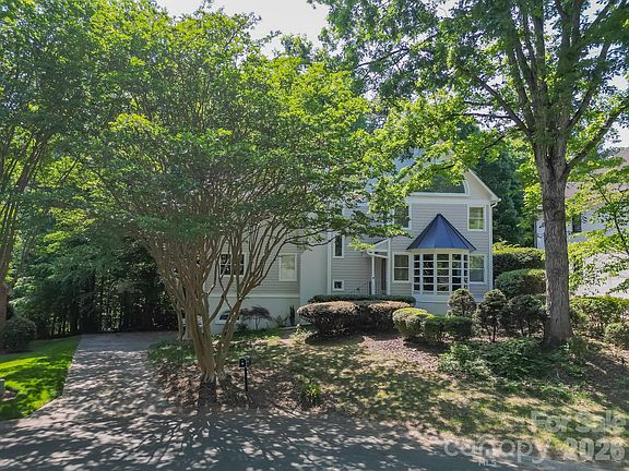 3rd image of 230 N Brackenbury Ln