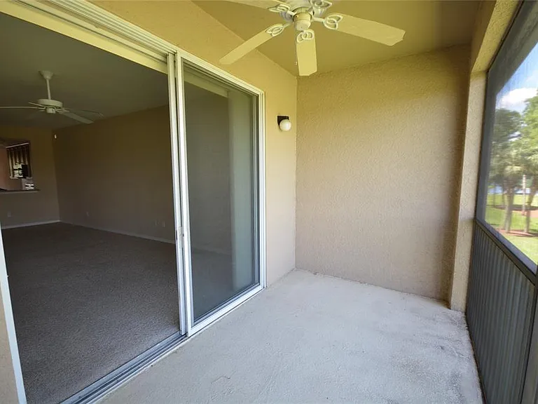 9441 Myrtle Creek Ln #215 — Photo 8