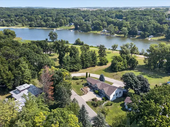 2012 Parkside Dr, Janesville, WI 53548