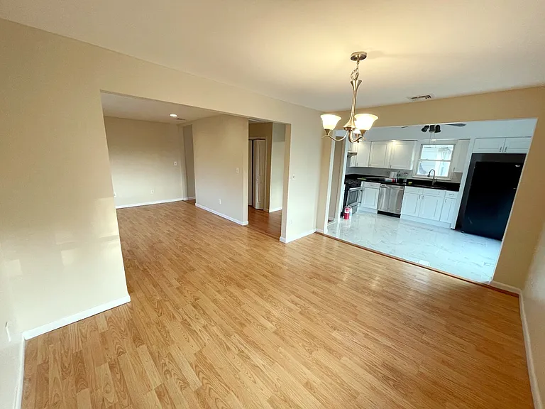 240 Grand Ave #2 — Photo 2