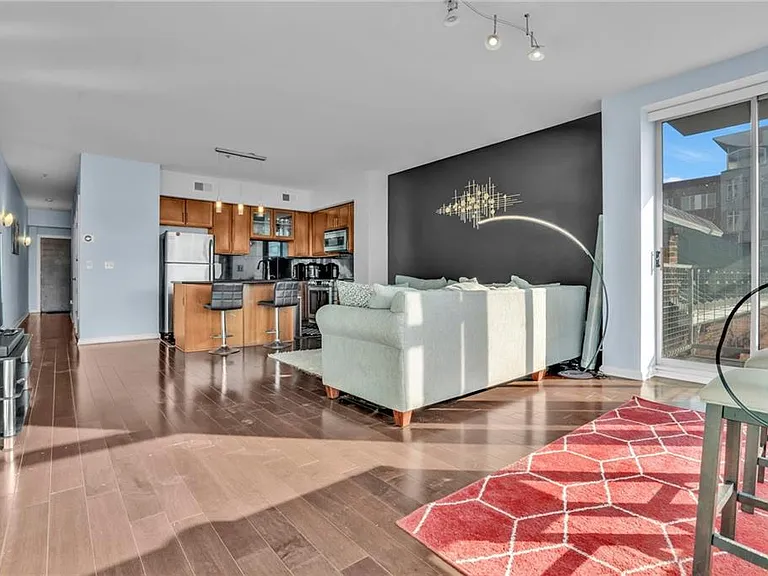 1237 Washington Ave #512 — Photo 7