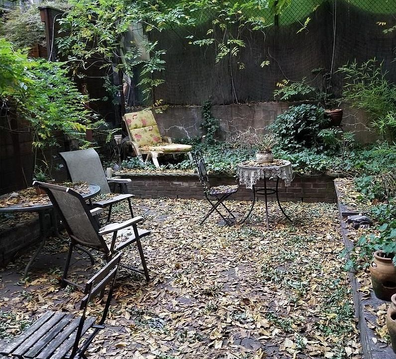 1st image of 43 E 67th St #1R