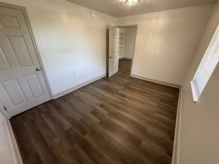 1155 McFarland St — Photo 8