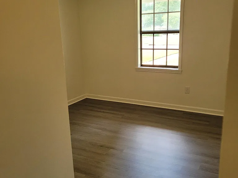 707 Chestnut Dr — Photo 21