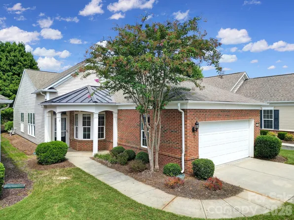 5018 Grandview Dr, Fort Mill, SC 29715