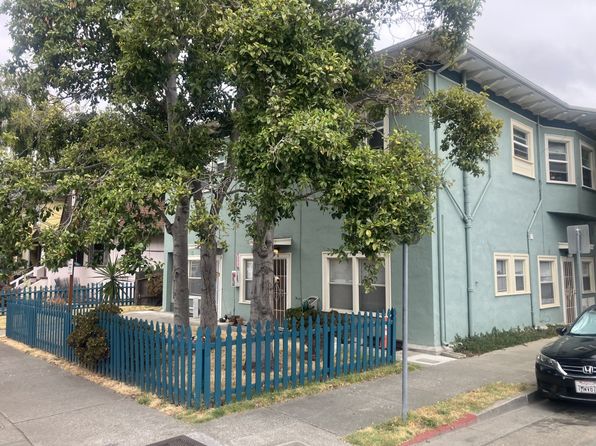 1526 Everett St APT A