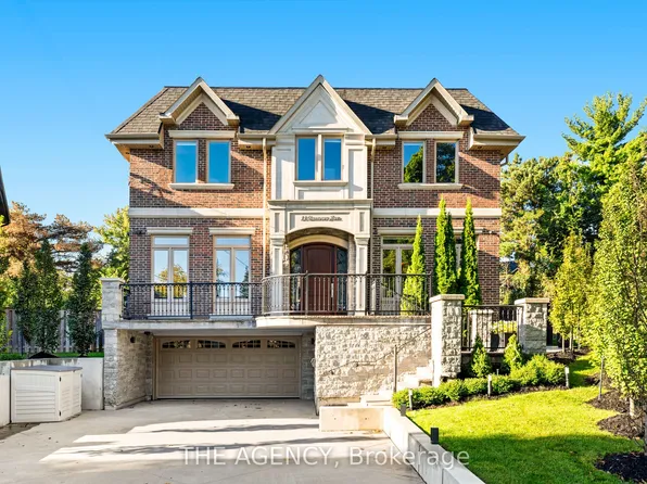 11 Burrows Ave, Toronto, ON M9B 4W8