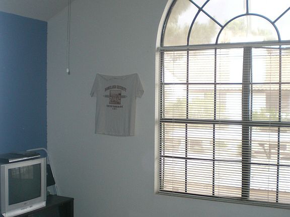 5th image of 4901 E Kelton Ln Unit 1211
