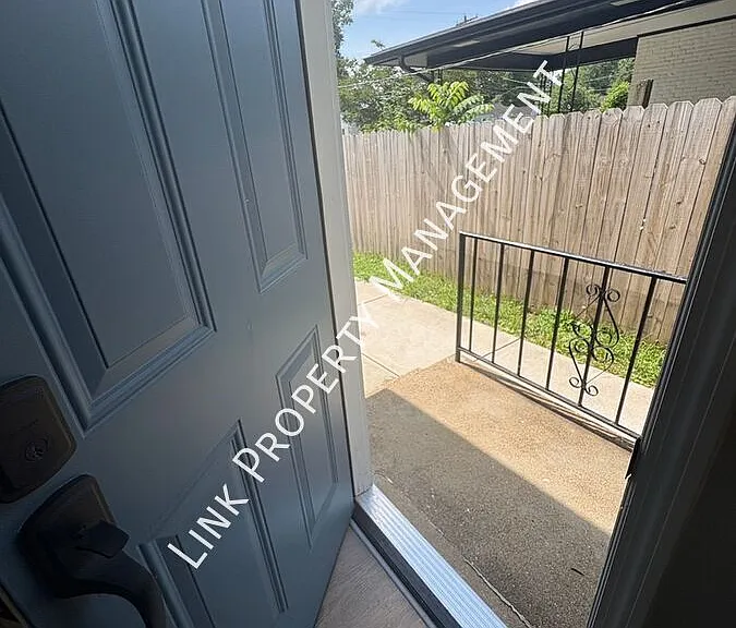 123 Sequoia Dr #A — Photo 24