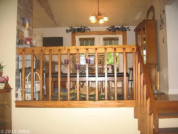 4th image of 104 Glenoak Ct