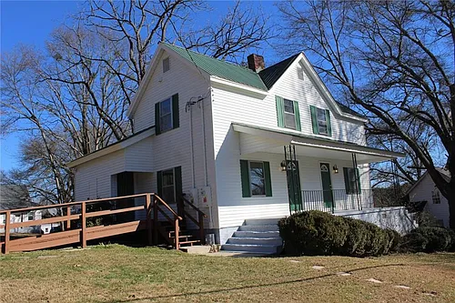 11 Liberty St Photo 1