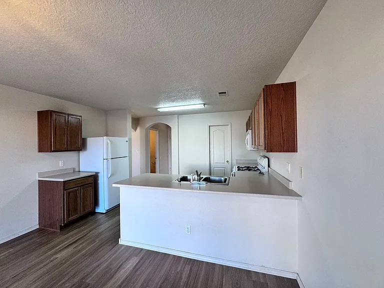 750 Deerbrush Ct SW — Photo 6