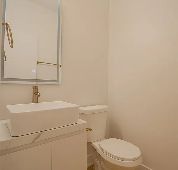 2042 W Washington Blvd #1E — Photo 15