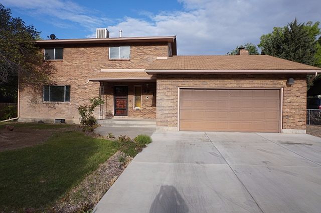 1st image of 2711 N 8th Ct