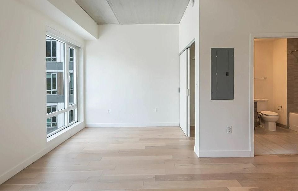 2nd image of 54 Traveler St #8
