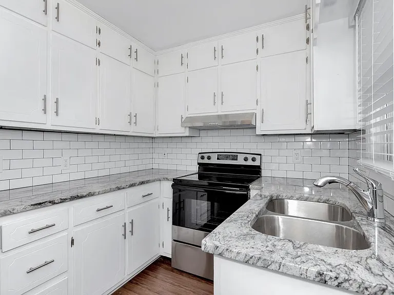 3116 Hale Dr SW — Photo 14