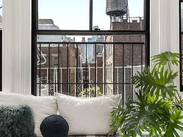 117 Prince St APT 5C, Manhattan, NY 10012