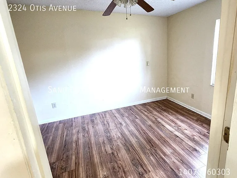 2324 Otis Ave — Photo 8