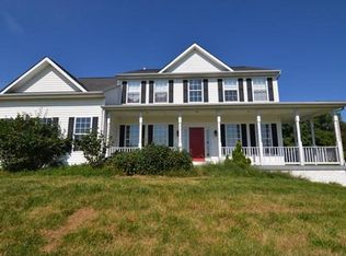 37846 Deerbrook Ln, Purcellville, VA 20132