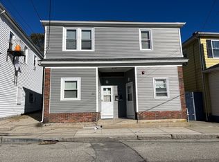217 State St #3-F, Bristol, RI 02809